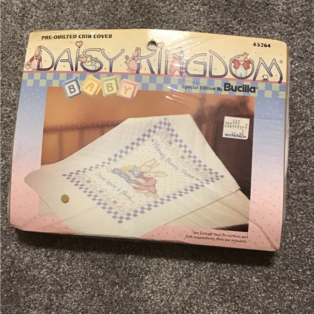 Pre Quilted Crib Cover Daisy Kingdom by Bucilla NEW vintage
